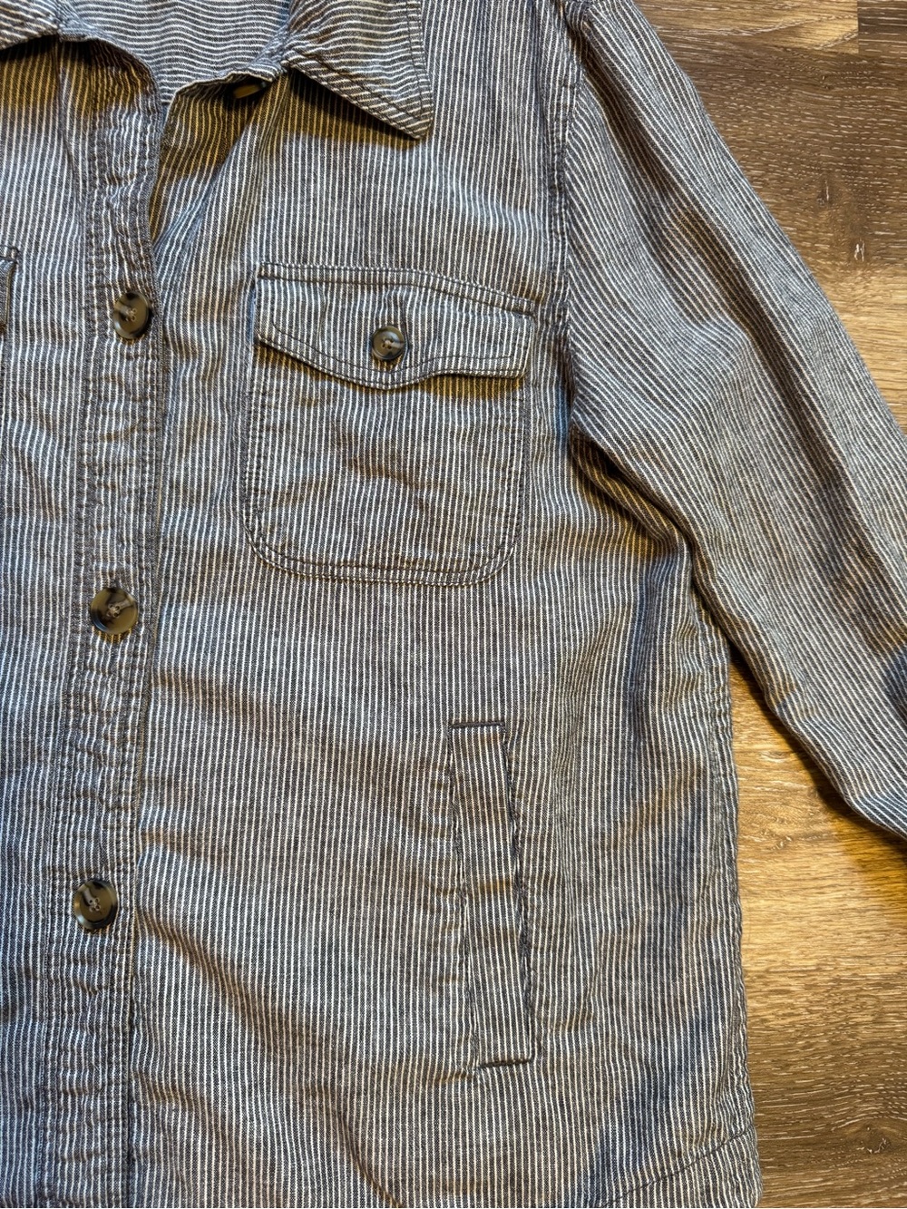 LOFT Striped Button-Down Jacket  in Gray and White, Cotton-Linen blend! Sz XL - Picture 2 of 10